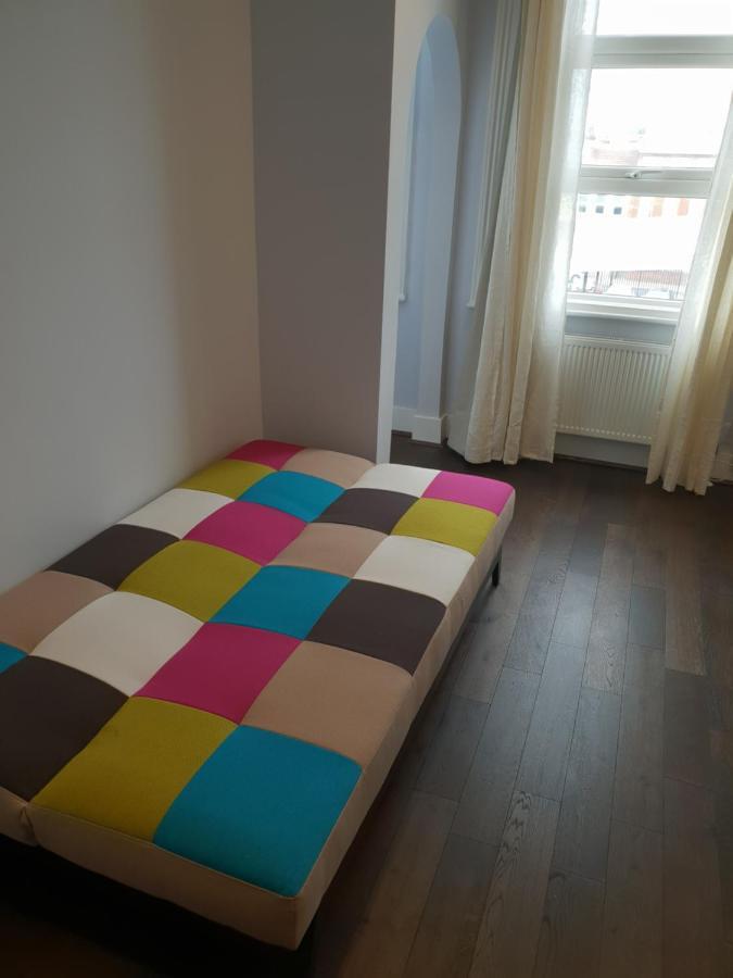 Entire Luxurious Flat Sleeps 4 Persons Apartment London Luaran gambar